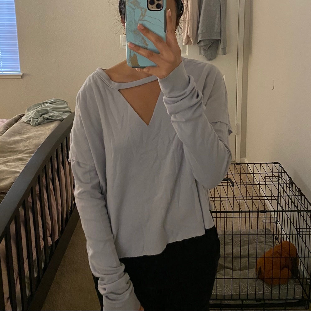 Alo yoga sweatshirt